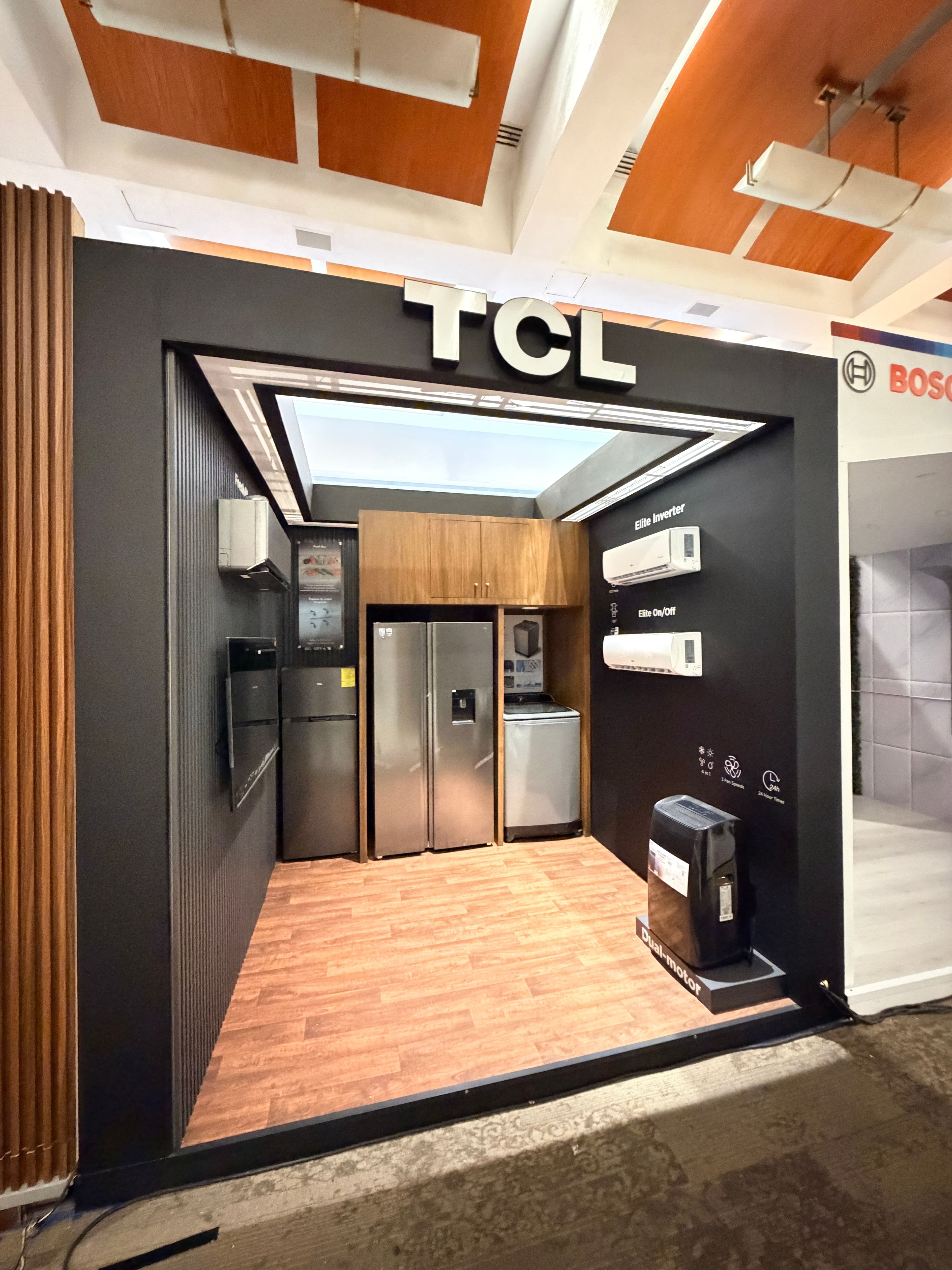 Stand Línea Blanca 2026 - TCL para TCL