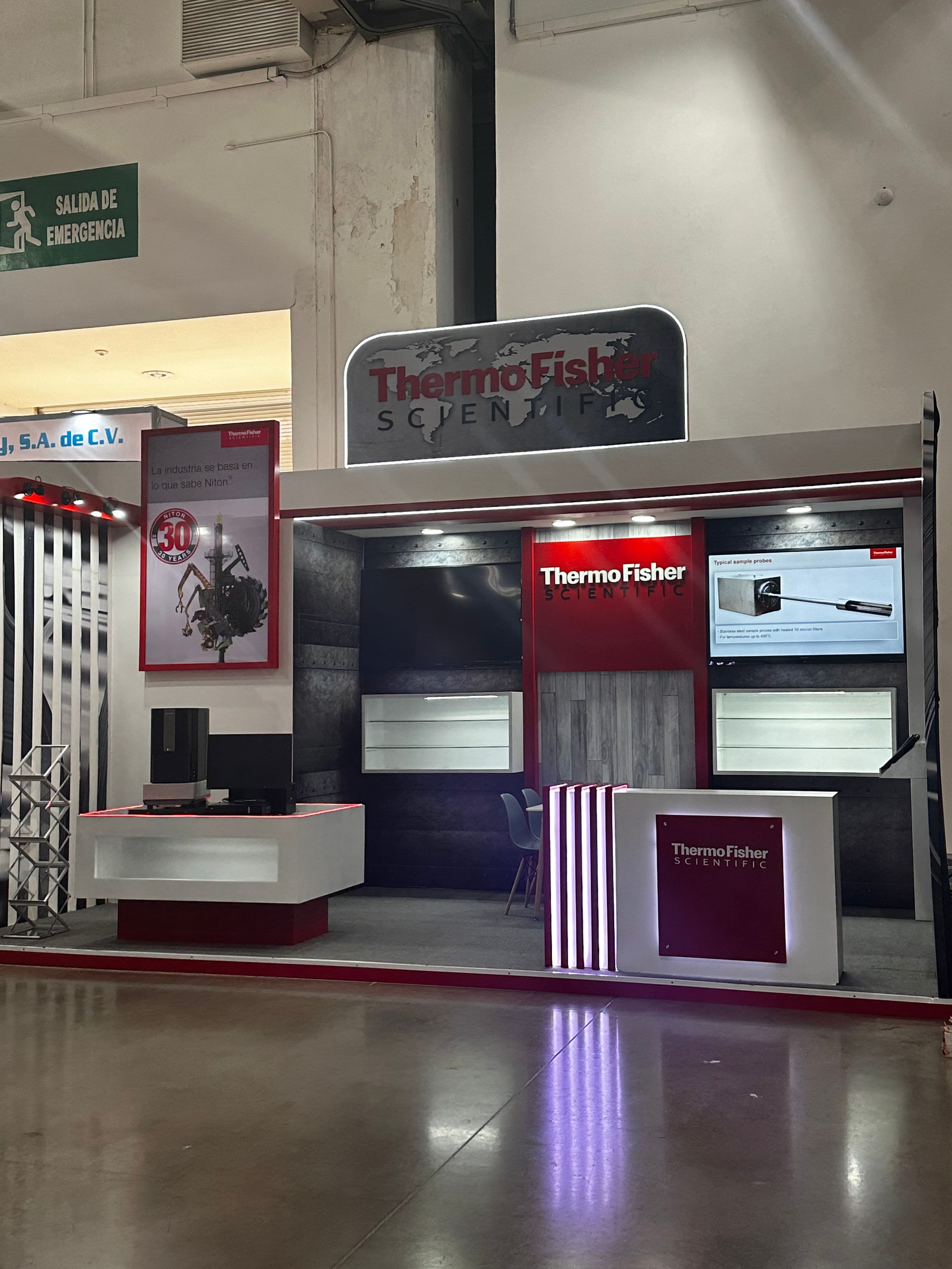 Stand Expo Acero 2024 - ThermoFisher para Thermo Fisher
